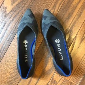 Rothy’s Black Camo Points